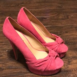 ShoeDazzle Pink Platform Pump